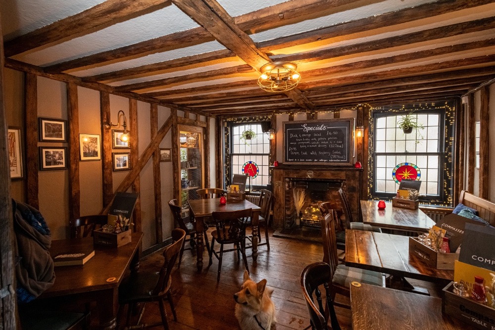 The Compasses interior